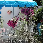 Bouganville αpartments *