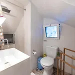 Bouganville αpartments * Adámas