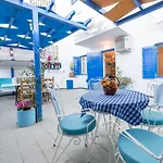 Bouganville αpartments Adámas