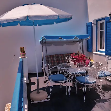 Bouganville αpartments Adamantas (Milos)